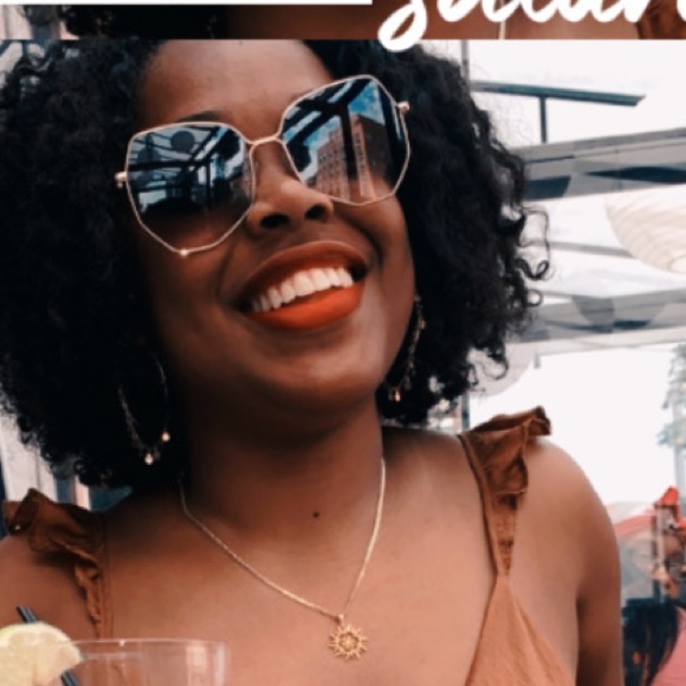 Meet your Posher, Sana